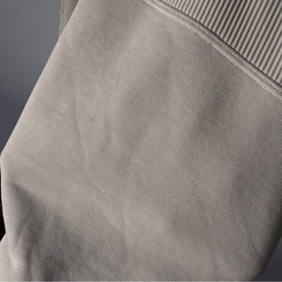 Lululemon Textured Perfectly Oversized Crew Sweatshirt - Picture 6 of 6